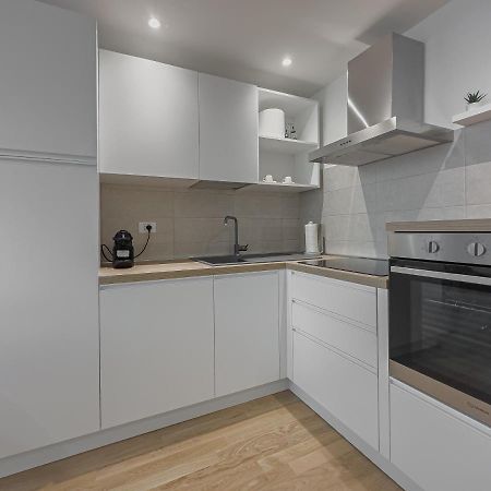 Realkasa Ferriera B Apartment Bologna Bagian luar foto